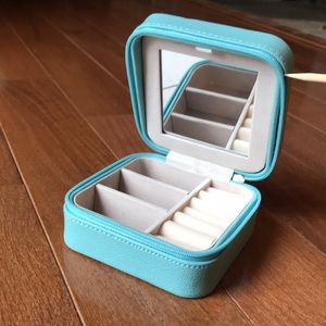 Jewelry Travel Box- NWOT